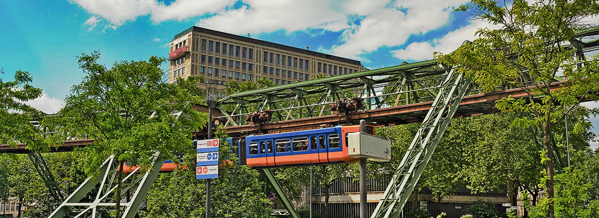 wuppertal_90185191.jpg